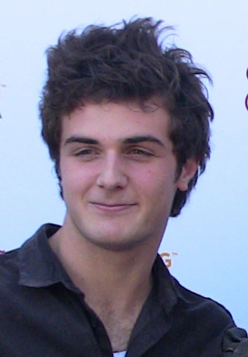 Beau Mirchoff portrait