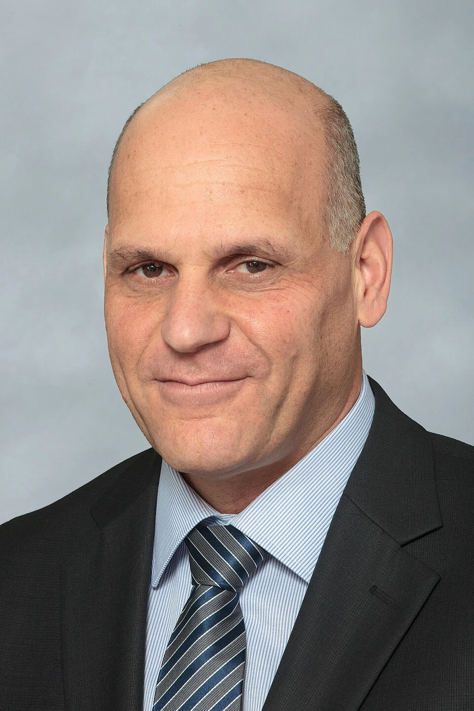 Bezhalel Machlis Net Worth: How to Estimate Reliably